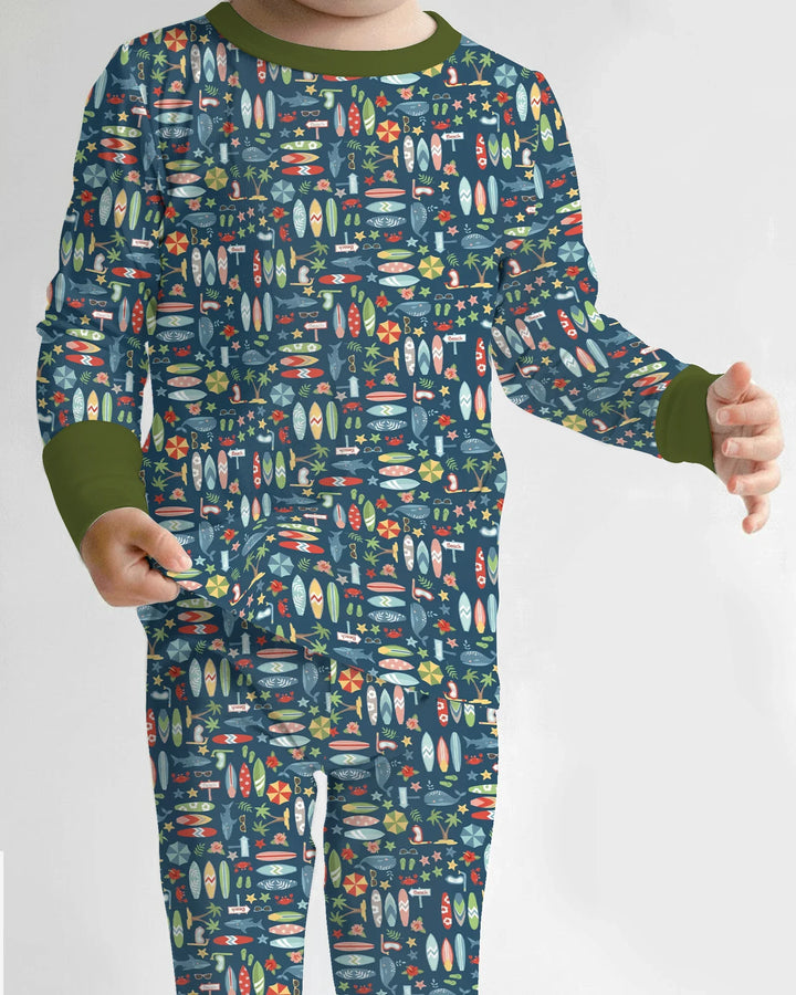 Zweiteiliges Langarm-Pyjama-Set mit Sommerfrüchten