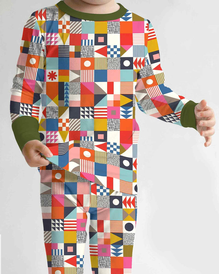 Zweiteiliges Langarm-Pyjama-Set mit Sommerfrüchten