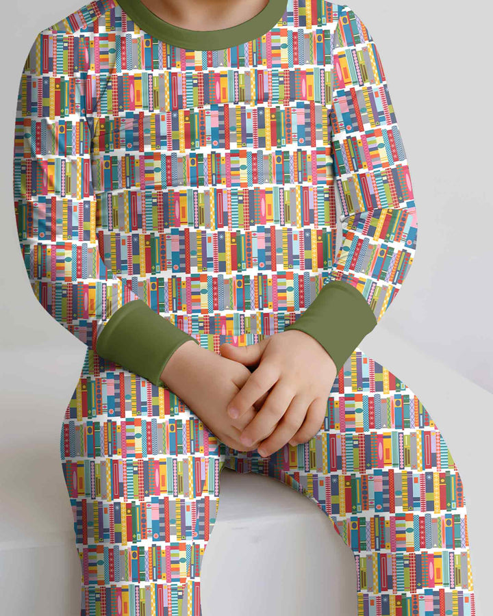 Zweiteiliges Langarm-Pyjama-Set mit Sommerfrüchten