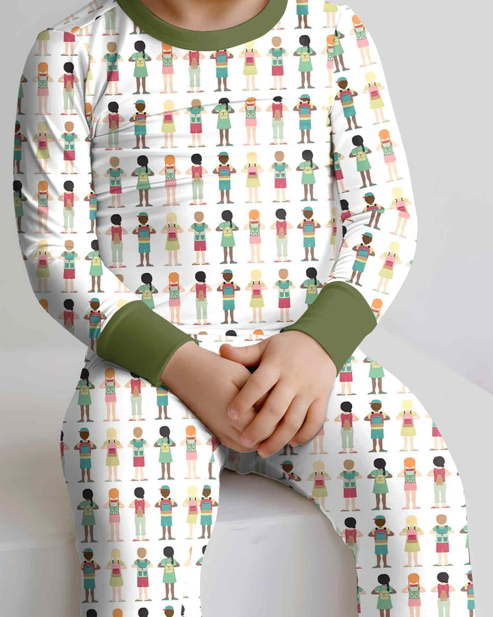 Zweiteiliges Langarm-Pyjama-Set mit Sommerfrüchten