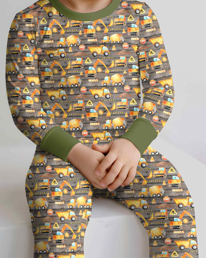 Zweiteiliges Langarm-Pyjama-Set mit Sommerfrüchten