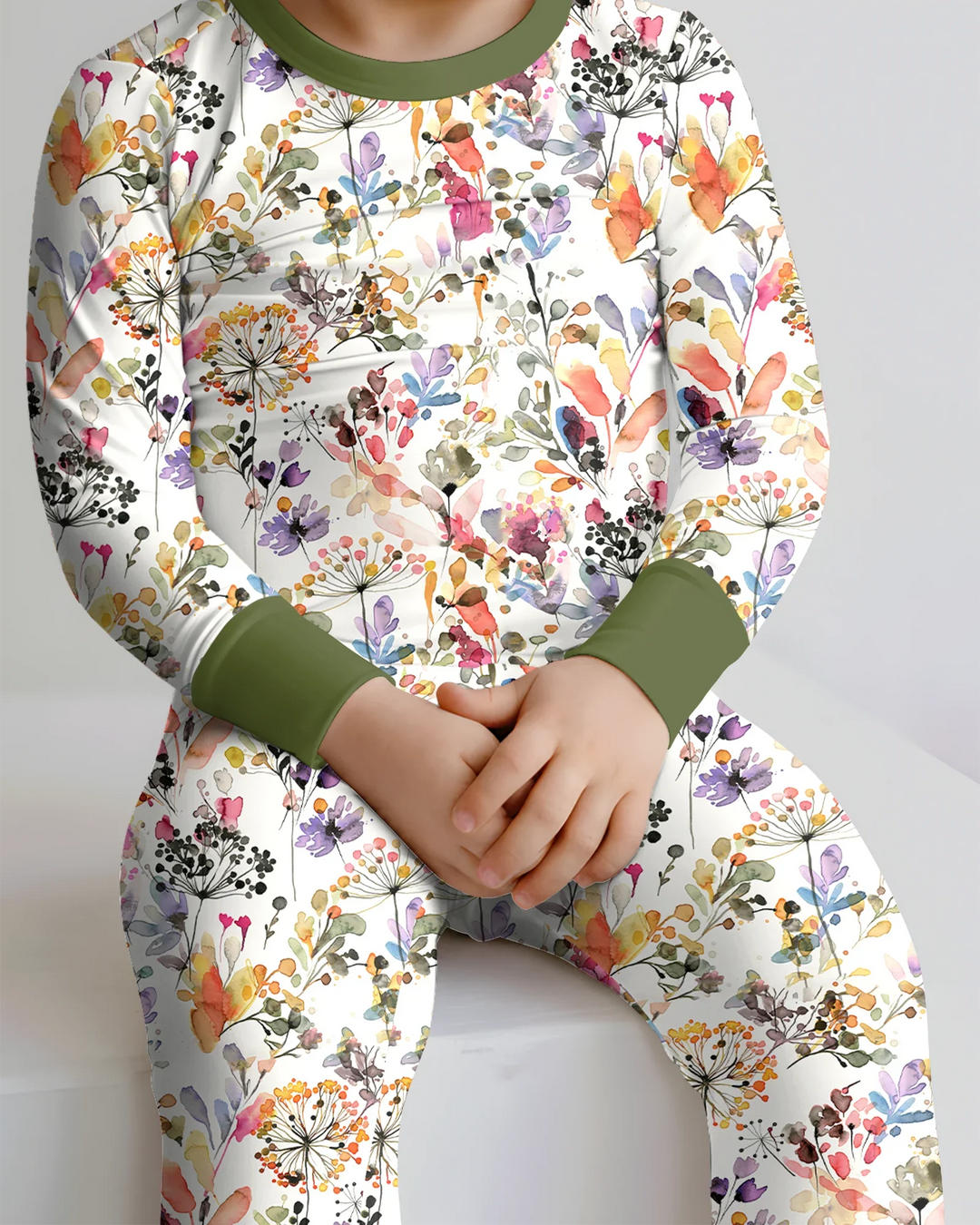 Zweiteiliges Langarm-Pyjama-Set mit Sommerfrüchten