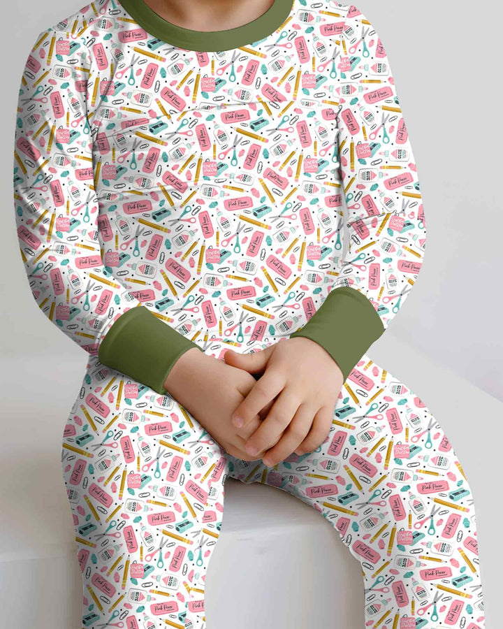 Zweiteiliges Langarm-Pyjama-Set mit Sommerfrüchten
