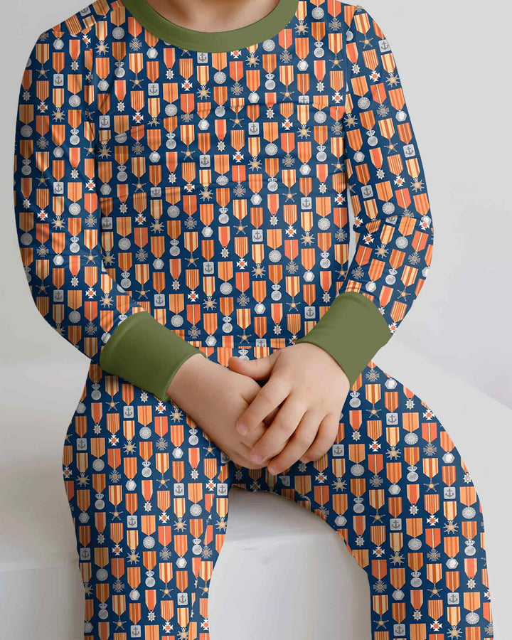 Zweiteiliges Langarm-Pyjama-Set mit Sommerfrüchten