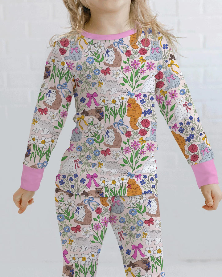 Zweiteiliges Langarm-Pyjama-Set mit Sommerfrüchten