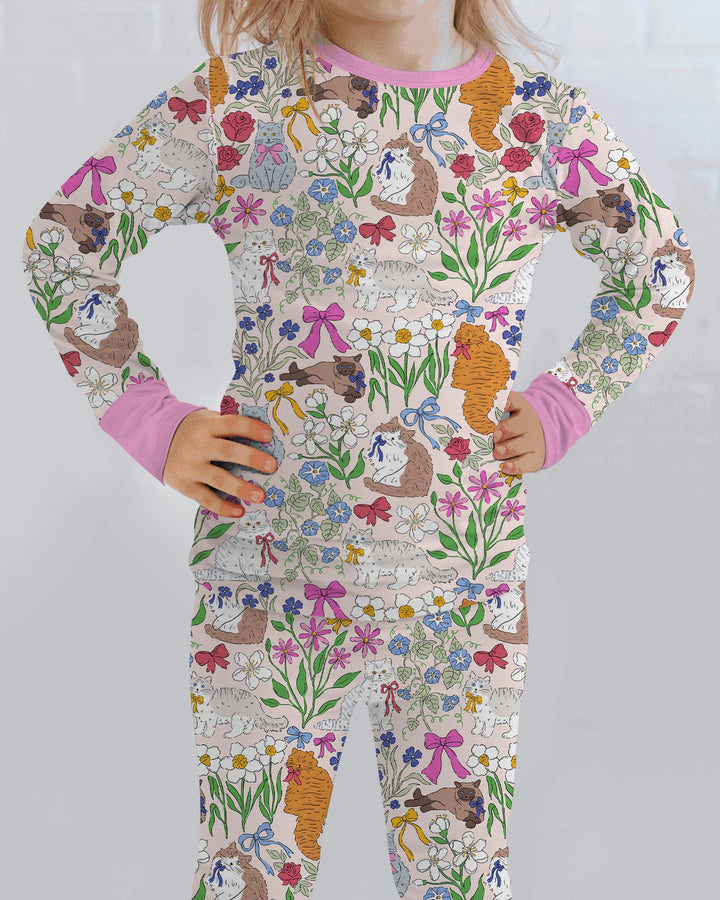 Zweiteiliges Langarm-Pyjama-Set mit Sommerfrüchten