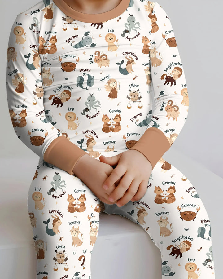 Zweiteiliges Langarm-Pyjama-Set mit Sommerfrüchten
