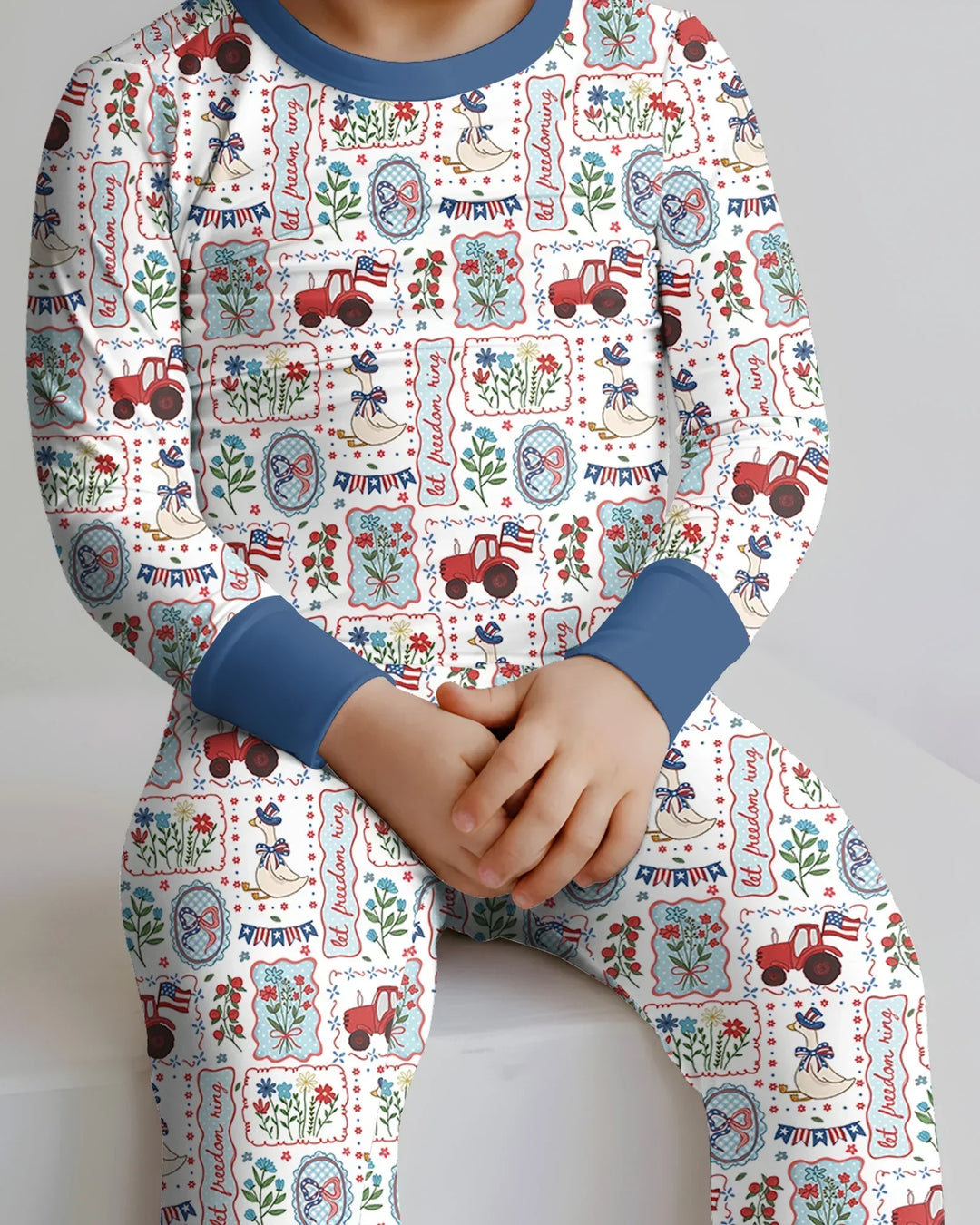 Zweiteiliges Langarm-Pyjama-Set mit Sommerfrüchten