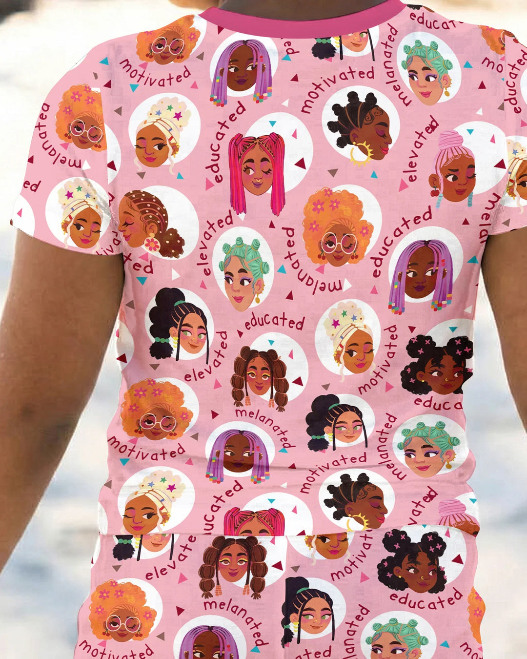 Template Zweiteiliges Pyjama-Set mit kurzen Ärmeln und Shorts