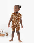 Template Zweiteiliges Pyjama-Set mit kurzen Ärmeln und Shorts