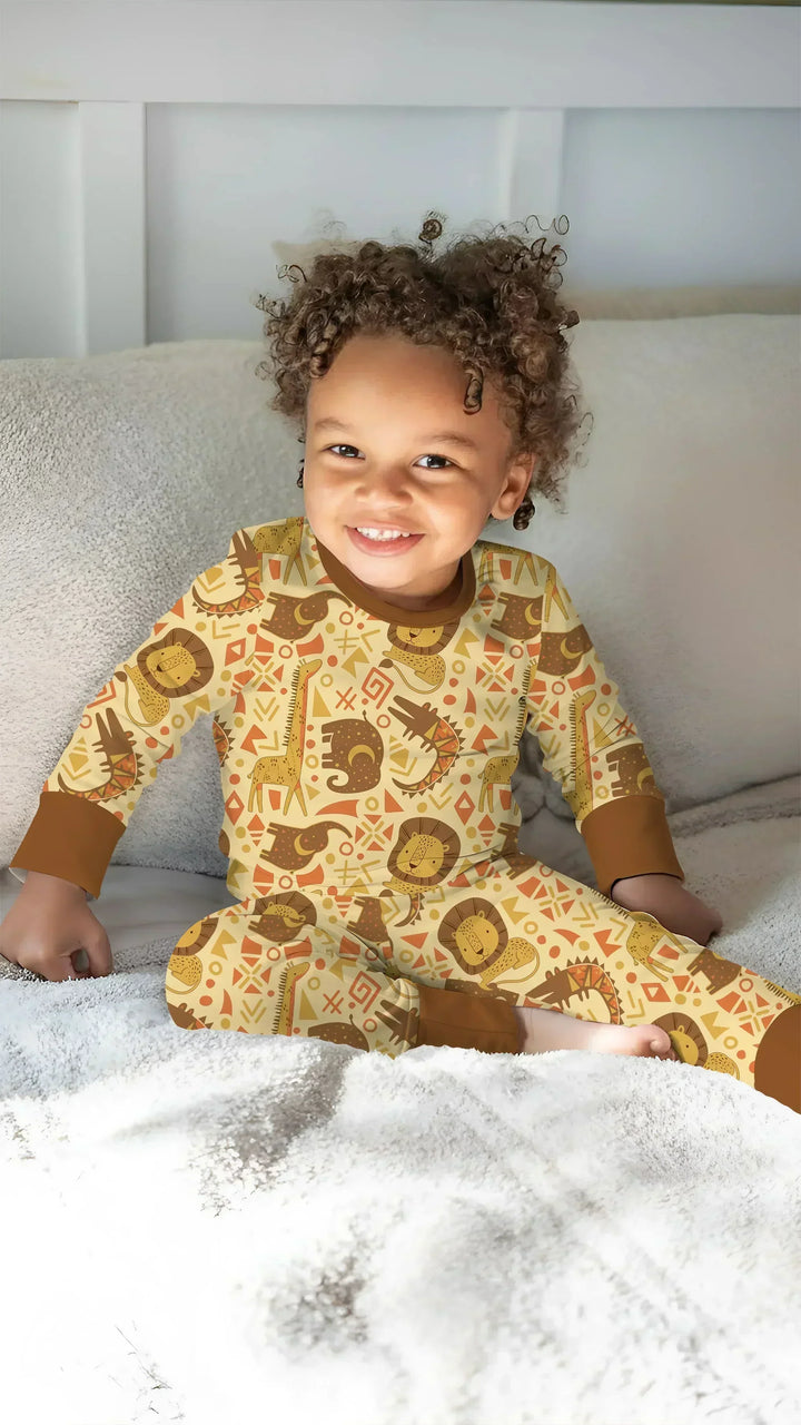 Zweiteiliges Langarm-Pyjama-Set mit Sommerfrüchten