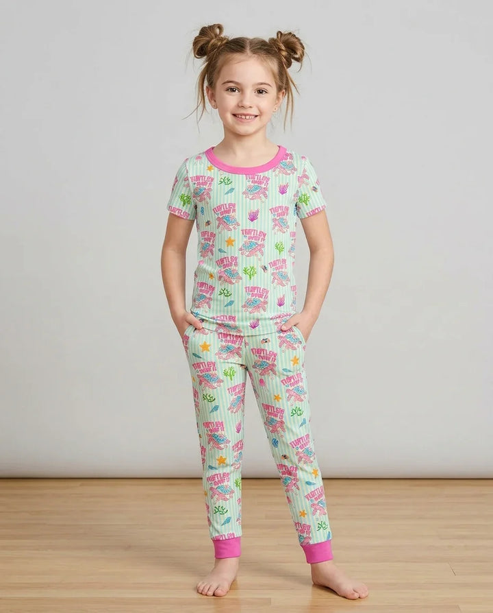 Zweiteiliges, kurzärmliges Pyjama-Set mit Marienkäfern
