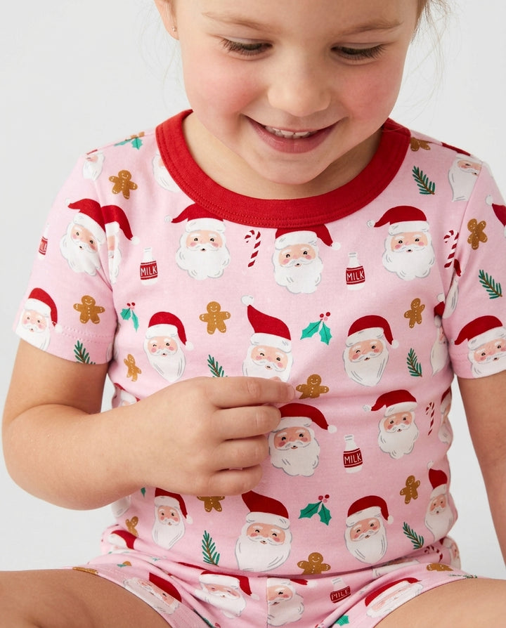 Template Zweiteiliges Pyjama-Set mit kurzen Ärmeln und Shorts