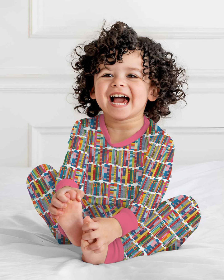 Zweiteiliges Langarm-Pyjama-Set mit Sommerfrüchten