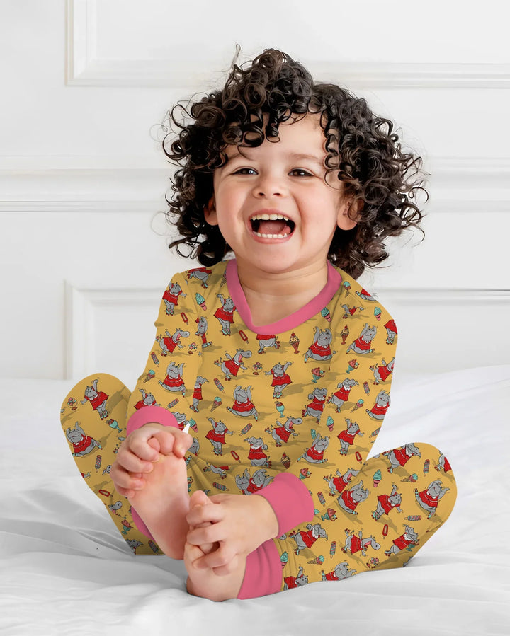 Zweiteiliges Langarm-Pyjama-Set mit Sommerfrüchten