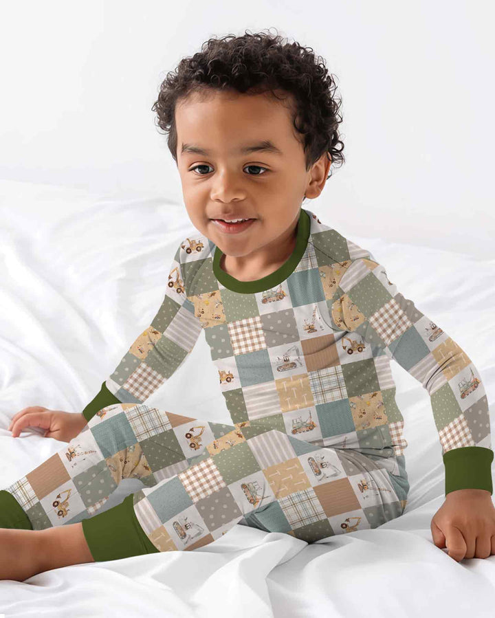 Zweiteiliges Langarm-Pyjama-Set mit Sommerfrüchten