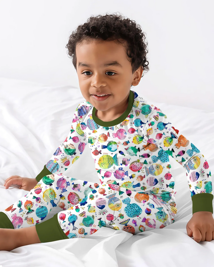 Zweiteiliges Langarm-Pyjama-Set mit Sommerfrüchten