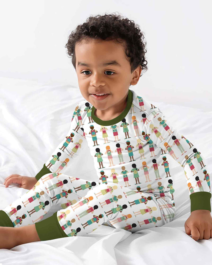 Zweiteiliges Langarm-Pyjama-Set mit Sommerfrüchten