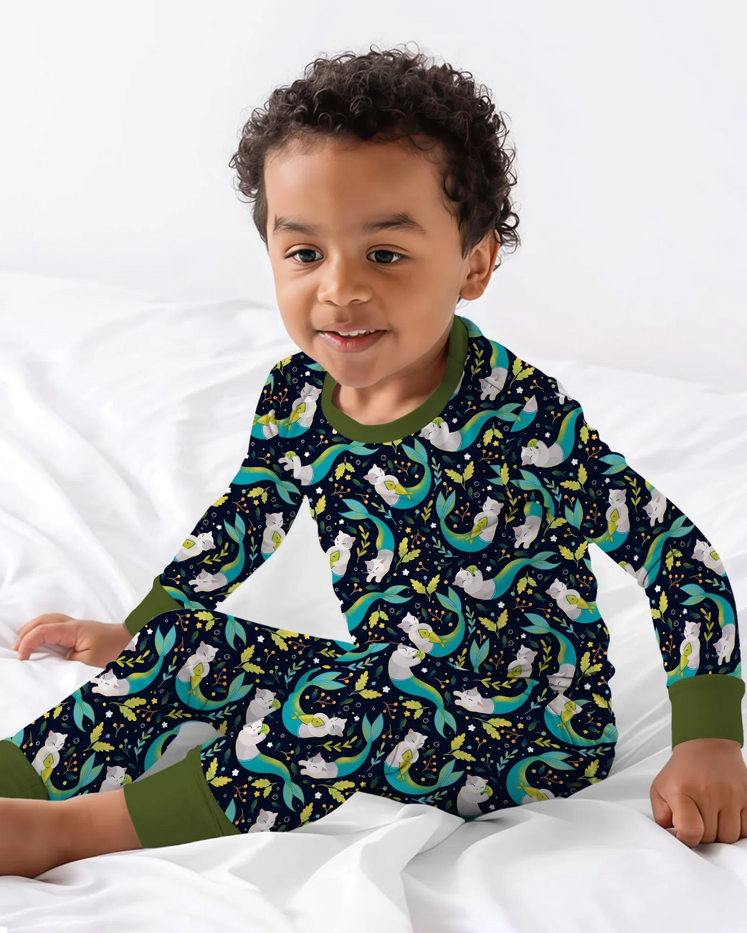 Zweiteiliges Langarm-Pyjama-Set mit Sommerfrüchten