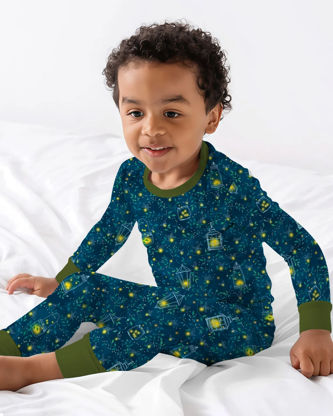 Zweiteiliges Langarm-Pyjama-Set mit Sommerfrüchten