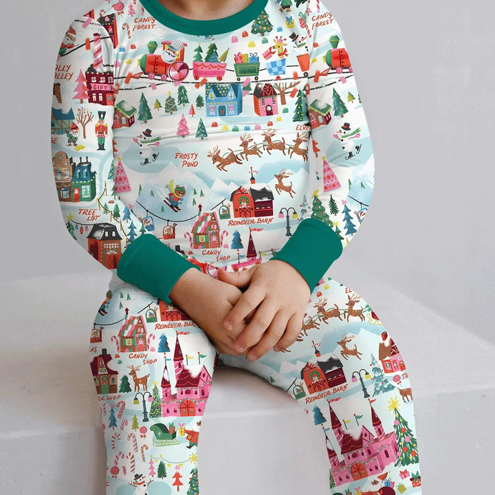 Santa's City Maps Two Piece Long Sleeve Pajama Set , Santa's City Maps Two Piece Long Sleeve Pajama Set - 12-18M / Green