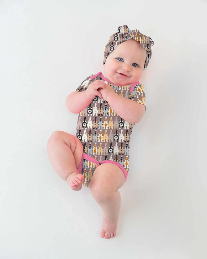 Gerippte Babykleidung mit individuellem Foto - Weich &amp; Skizzenhaft