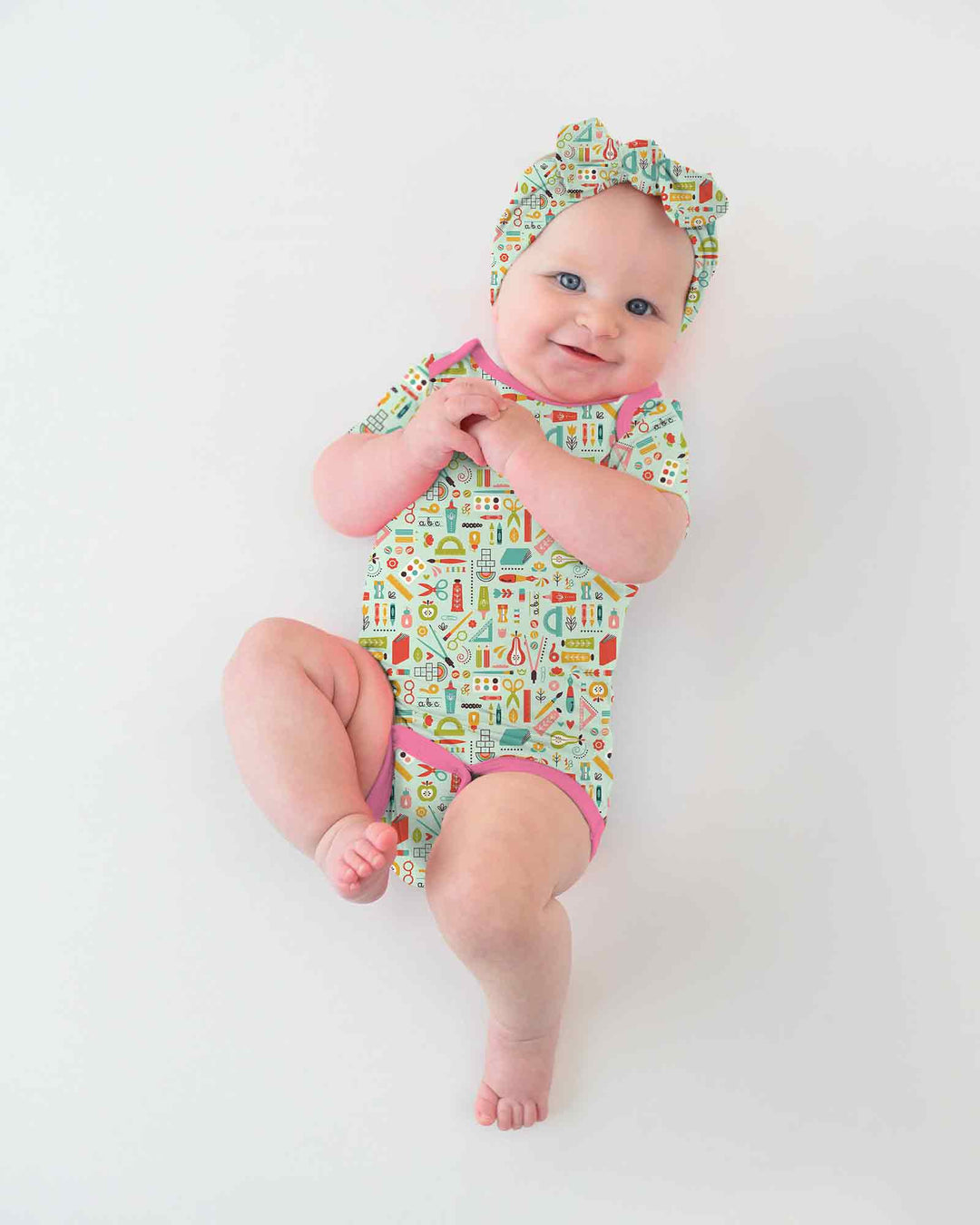Gerippte Babykleidung mit individuellem Foto - Weich &amp; Skizzenhaft