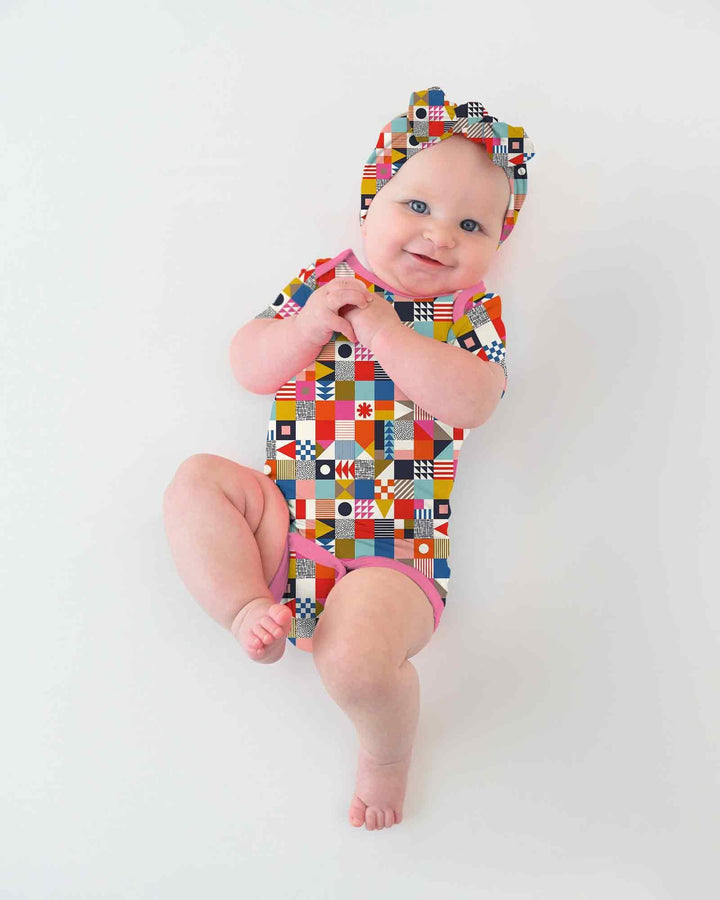 Gerippte Babykleidung mit individuellem Foto - Weich &amp; Skizzenhaft