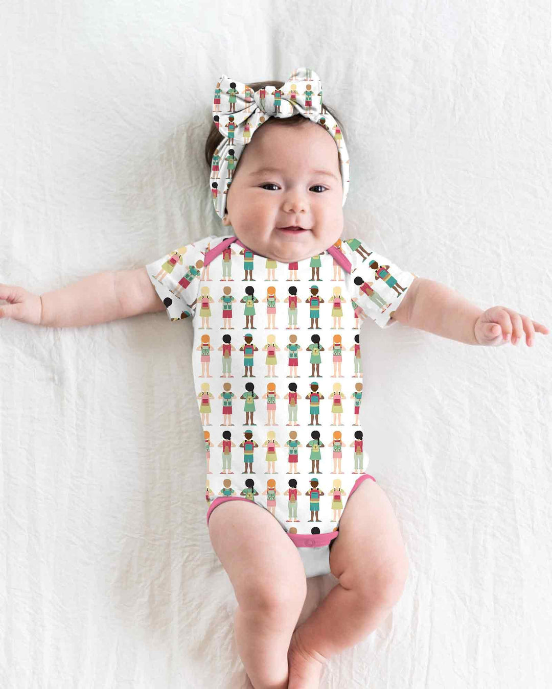 Gerippte Babykleidung mit individuellem Foto - Weich &amp; Skizzenhaft