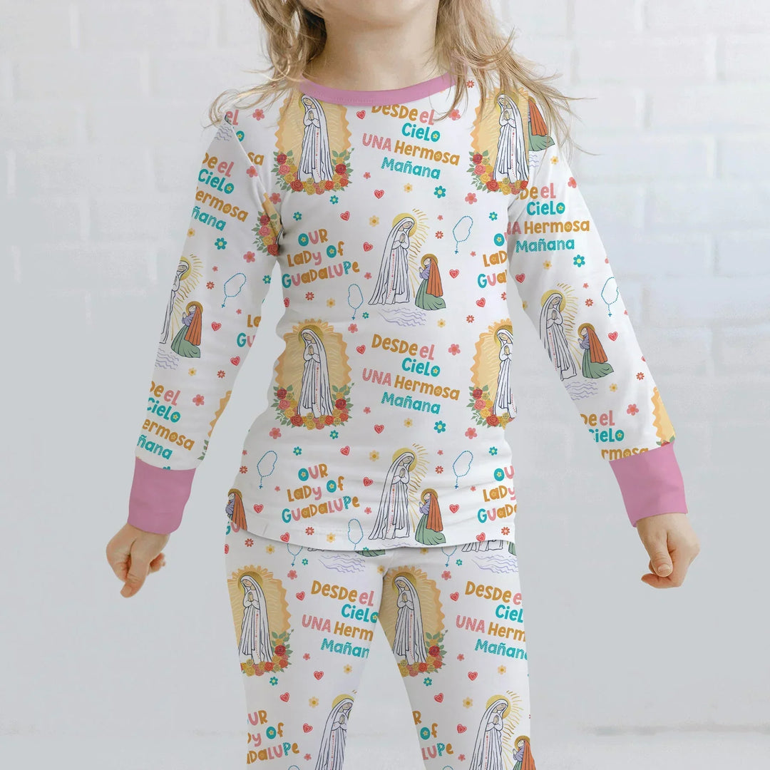 Zweiteiliges Langarm-Pyjama-Set mit Sommerfrüchten