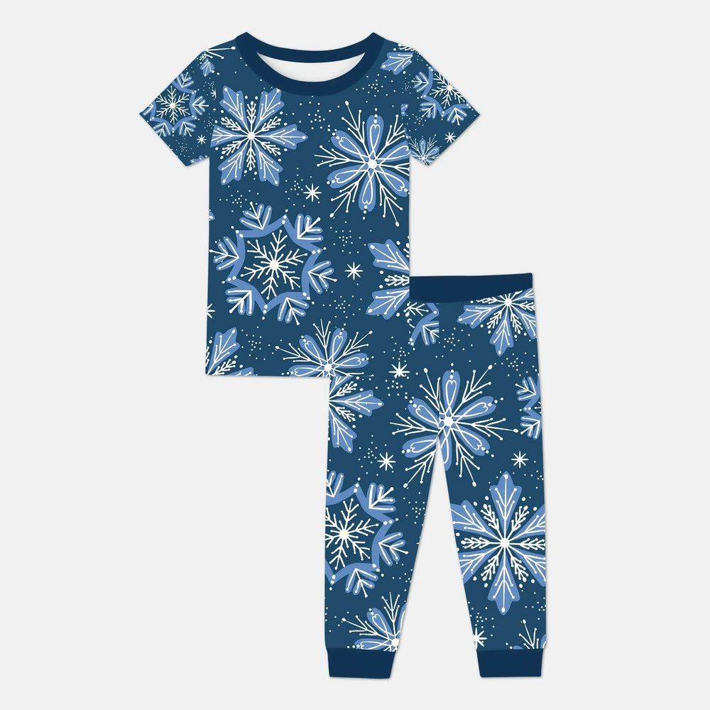 Winter Snowflakes Two Piece Short Sleeve Pajama Set , Winter Snowflakes Two Piece Short Sleeve Pajama Set - 12-18M