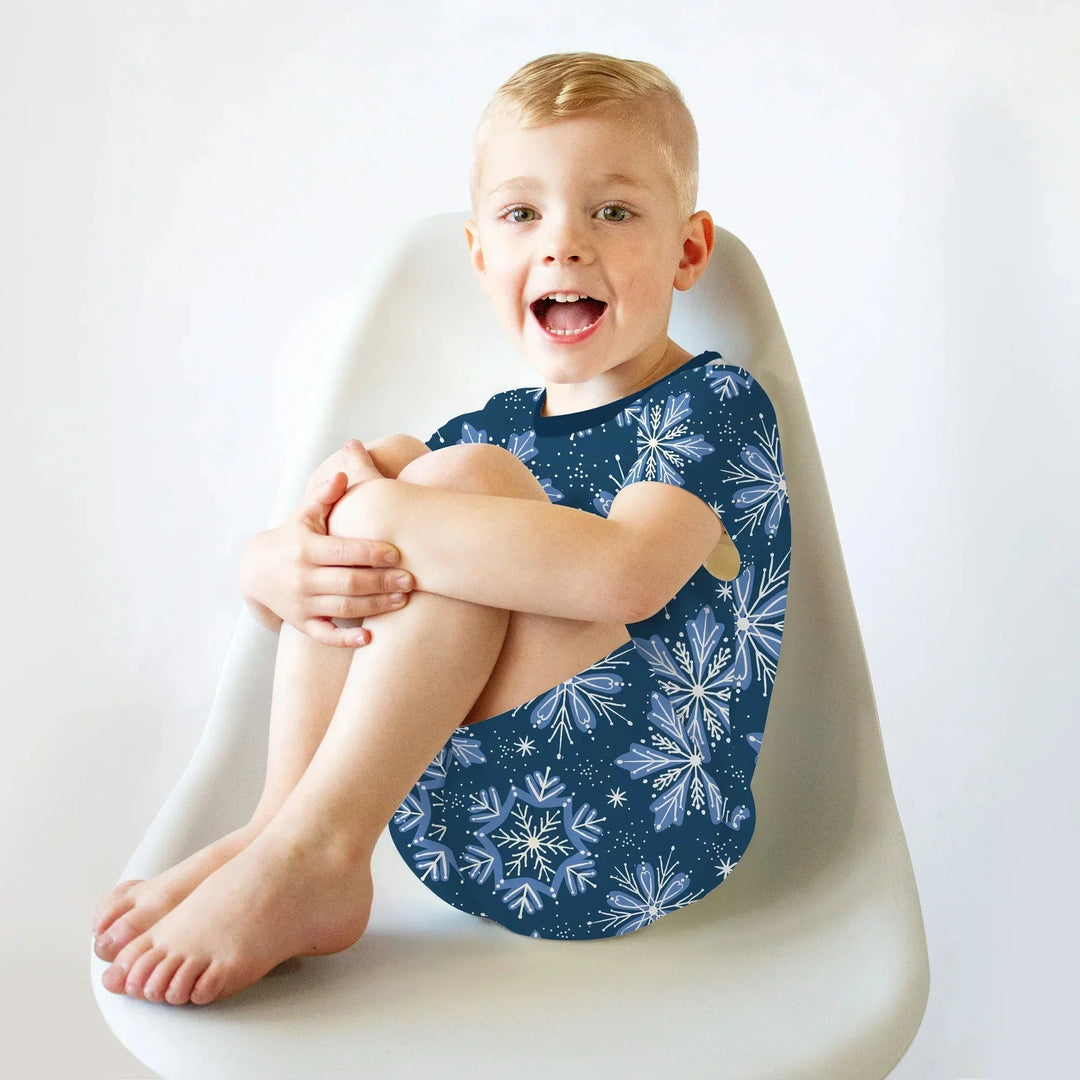 Winter Snowflakes Two Piece Short Sleeve Shorts Pajama Set , Winter Snowflakes Two Piece Short Sleeve Shorts Pajama Set - 12-18M