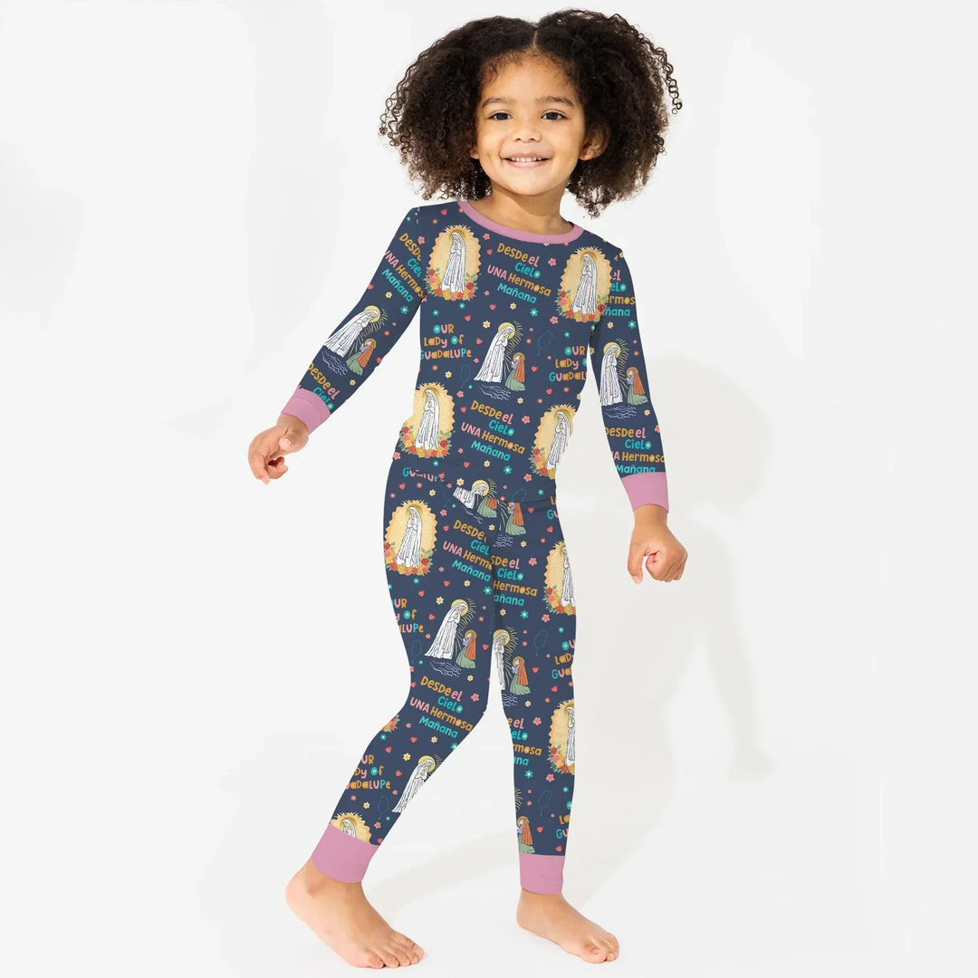 Zweiteiliges Langarm-Pyjama-Set mit Sommerfrüchten
