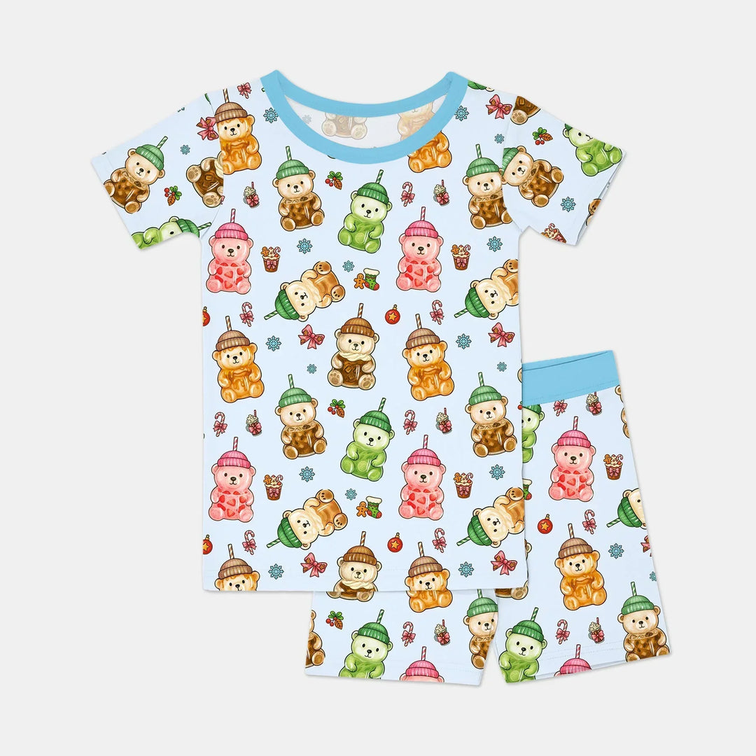 Template Zweiteiliges Pyjama-Set mit kurzen Ärmeln und Shorts