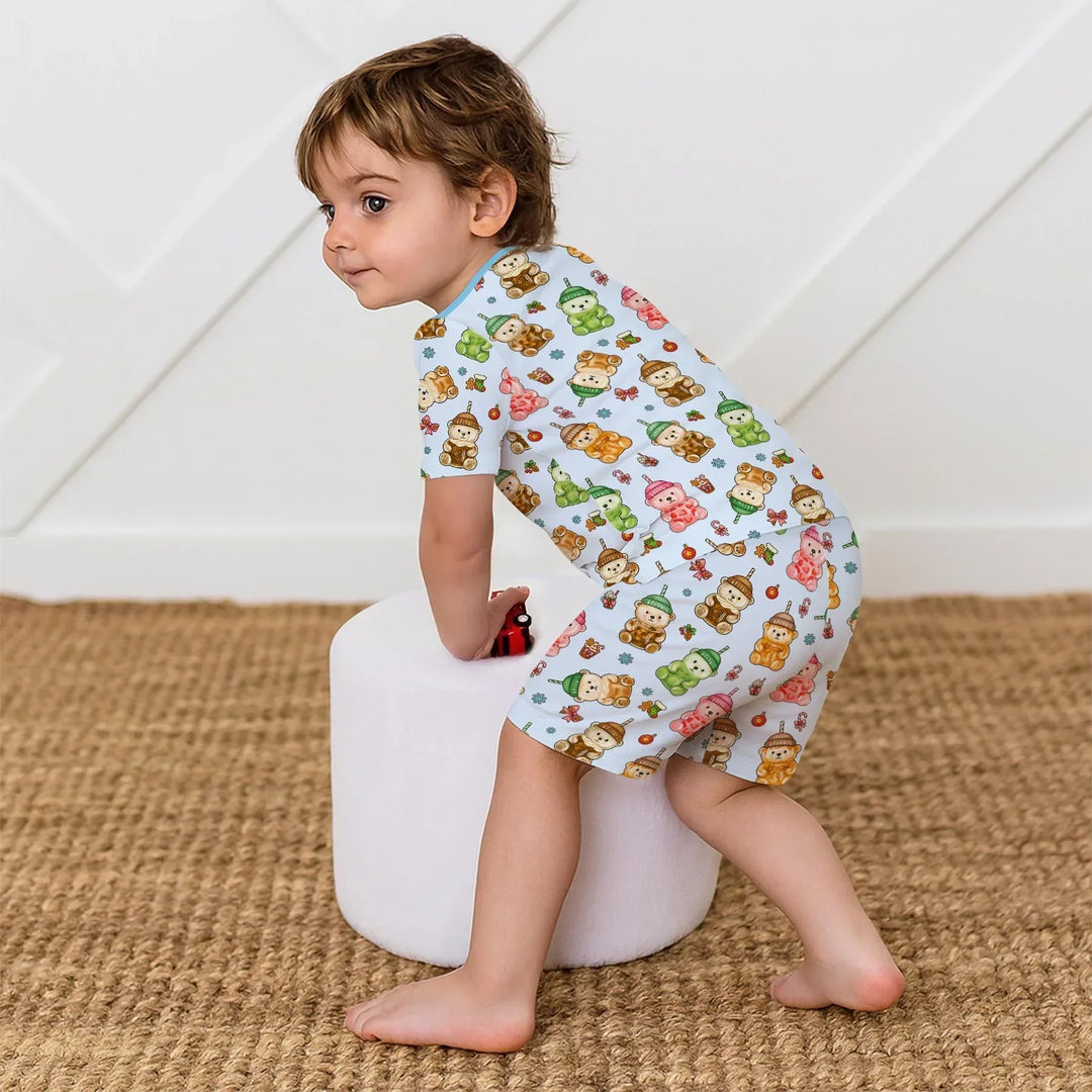 Template Zweiteiliges Pyjama-Set mit kurzen Ärmeln und Shorts