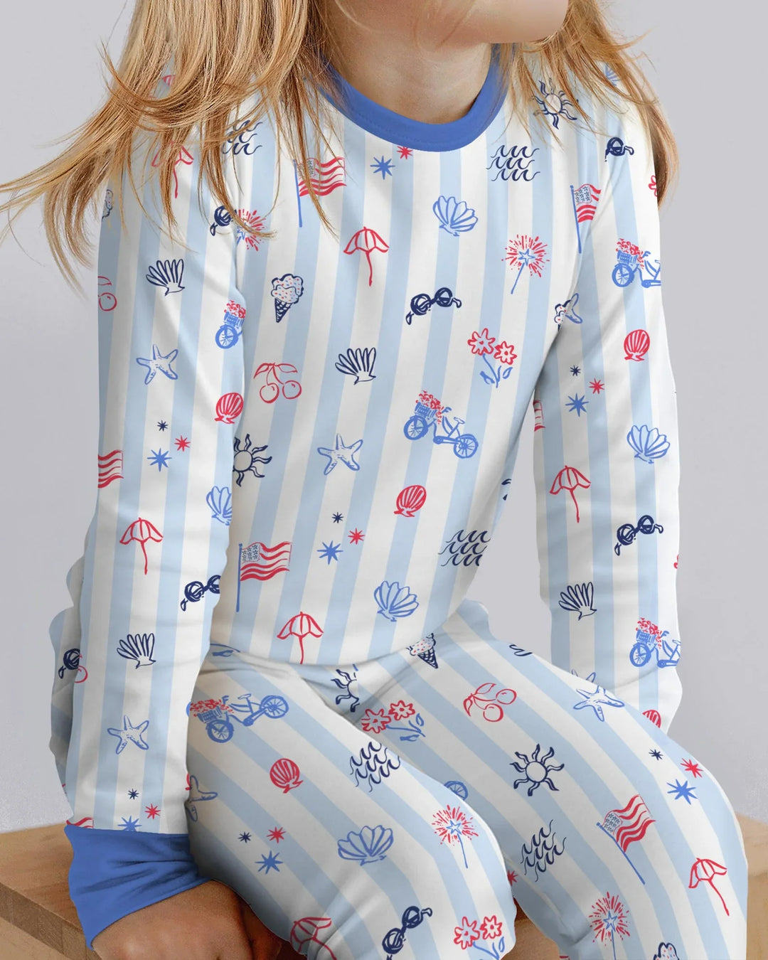 Zweiteiliges Langarm-Pyjama-Set mit Sommerfrüchten