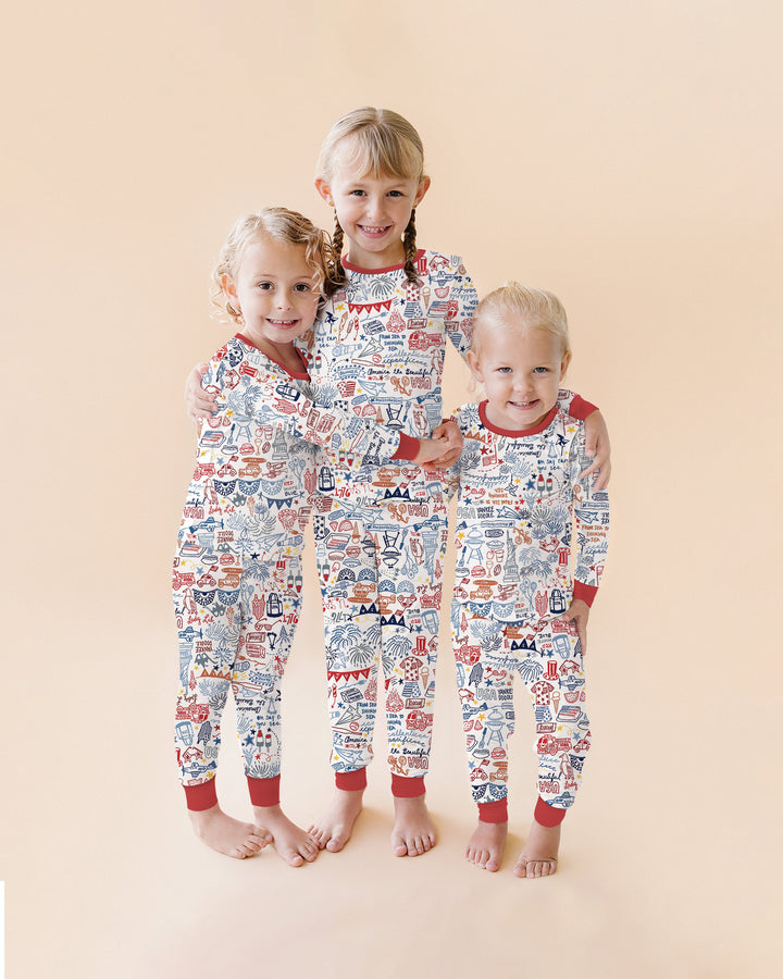 Zweiteiliges Langarm-Pyjama-Set mit Sommerfrüchten