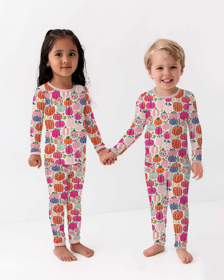Zweiteiliges Langarm-Pyjama-Set mit Sommerfrüchten